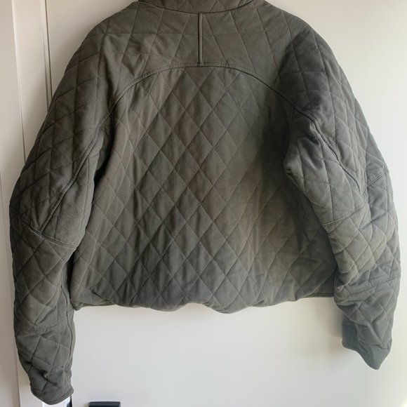 LULULEMON JACKET - Picture 3 of 3